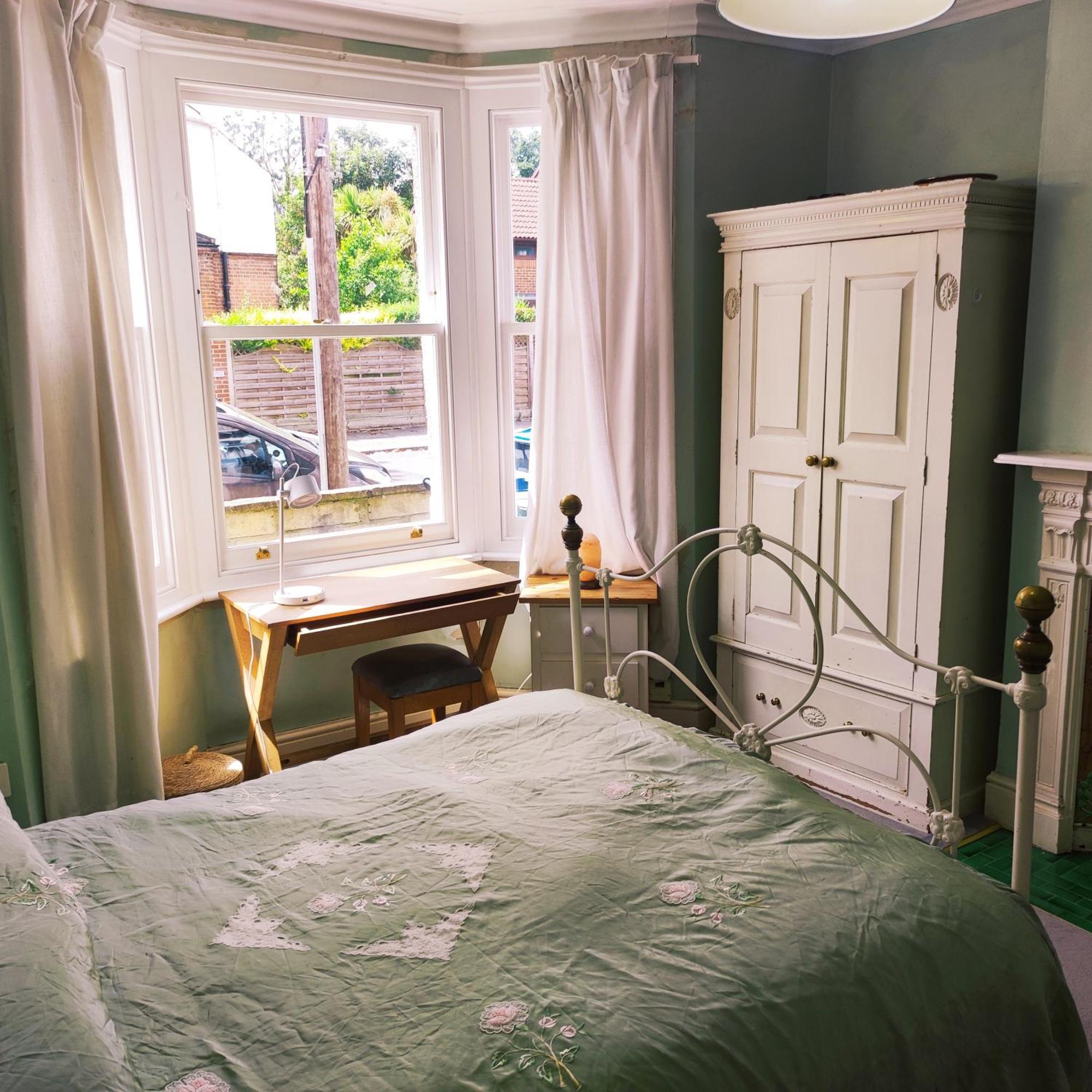 Cosy London Double Room Near Wimbledon Екстер'єр фото